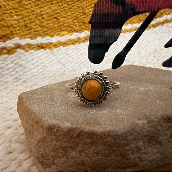 ❤️ Bumblebee Jasper Southwestern 925 Navajo Inspired Sz 7 Ring 2.2 gms - Picture 13 of 14